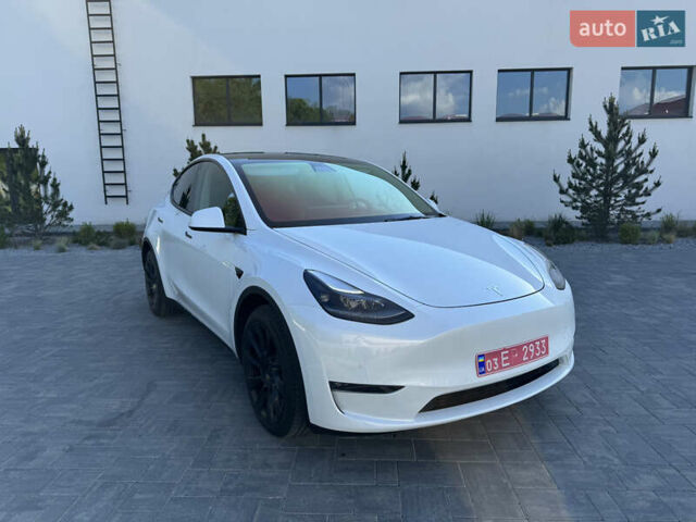 Белый Тесла Model Y, объемом двигателя 0 л и пробегом 79 тыс. км за 25500 $, фото 1 на Automoto.ua