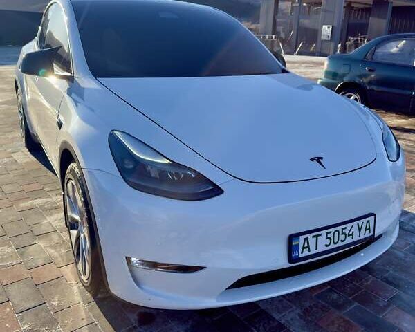 Белый Тесла Model Y, объемом двигателя 0 л и пробегом 117 тыс. км за 24900 $, фото 1 на Automoto.ua