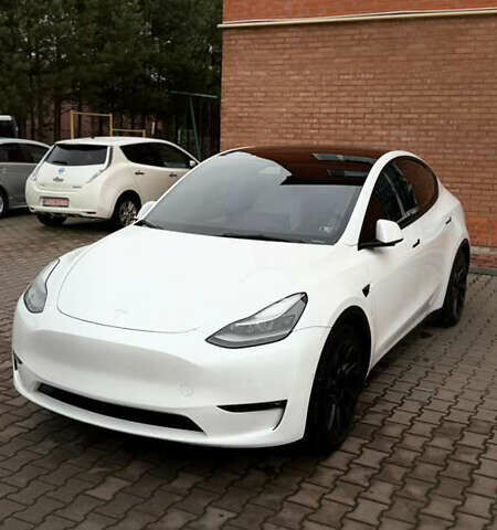 Белый Тесла Model Y, объемом двигателя 0 л и пробегом 20 тыс. км за 22500 $, фото 1 на Automoto.ua