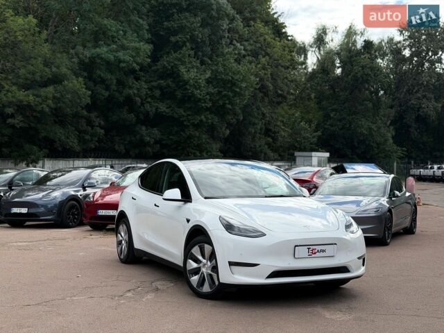 Белый Тесла Model Y, объемом двигателя 0 л и пробегом 91 тыс. км за 26500 $, фото 1 на Automoto.ua