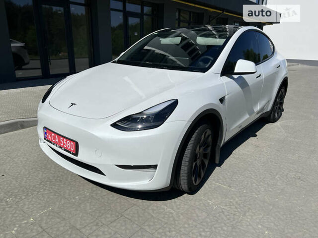 Белый Тесла Model Y, объемом двигателя 0 л и пробегом 12 тыс. км за 38900 $, фото 1 на Automoto.ua