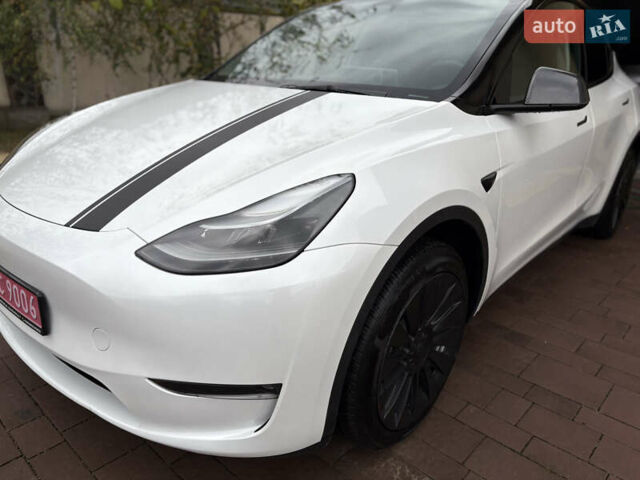 Тесла Model Y 2023 в Новояворовск на Automoto.ua Белый Тесла Model Y, объемом двигателя 0 л и пробегом 41 тыс. км за 28300 $, фото 1 на Automoto.ua