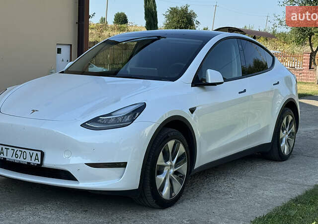 Белый Тесла Model Y, объемом двигателя 0 л и пробегом 35 тыс. км за 33000 $, фото 1 на Automoto.ua