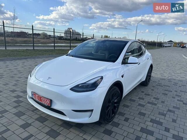 Белый Тесла Model Y, объемом двигателя 0 л и пробегом 58 тыс. км за 32490 $, фото 1 на Automoto.ua