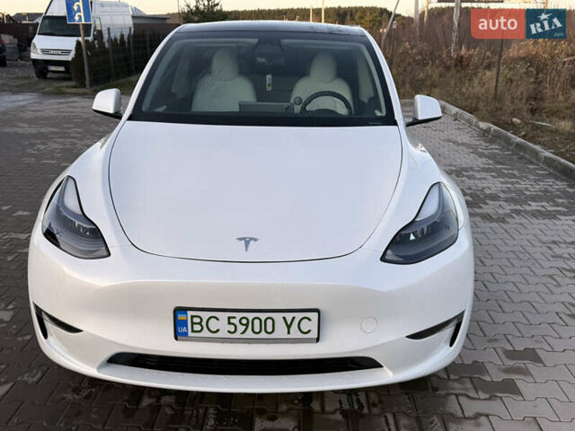 Білий Тесла Model Y, об'ємом двигуна 0 л та пробігом 23 тис. км за 30000 $, фото 1 на Automoto.ua