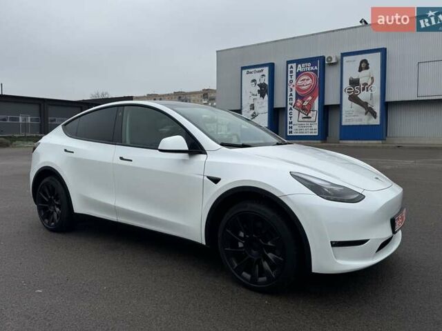 Белый Тесла Model Y, объемом двигателя 0 л и пробегом 59 тыс. км за 31490 $, фото 1 на Automoto.ua