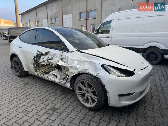 Білий Тесла Model Y, об'ємом двигуна 0 л та пробігом 156 тис. км за 17500 $, фото 1 на Automoto.ua
