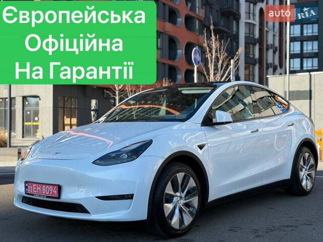 Белый Тесла Model Y, объемом двигателя 0 л и пробегом 35 тыс. км за 33777 $, фото 1 на Automoto.ua