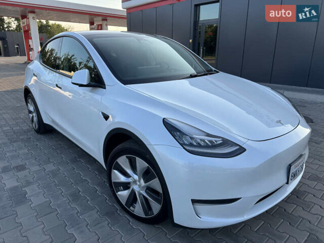 Білий Тесла Model Y, об'ємом двигуна 0 л та пробігом 34 тис. км за 26350 $, фото 1 на Automoto.ua
