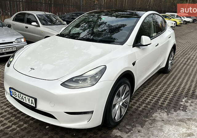 Белый Тесла Model Y, объемом двигателя 0 л и пробегом 20 тыс. км за 34900 $, фото 1 на Automoto.ua