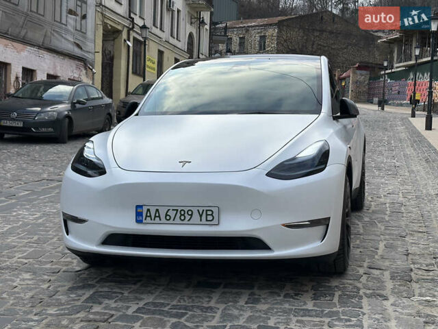 Білий Тесла Model Y, об'ємом двигуна 0 л та пробігом 20 тис. км за 29999 $, фото 1 на Automoto.ua