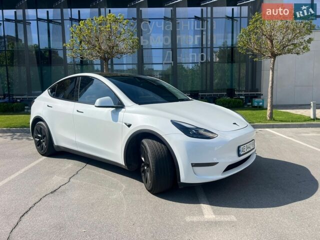 Белый Тесла Model Y, объемом двигателя 0 л и пробегом 39 тыс. км за 24800 $, фото 1 на Automoto.ua