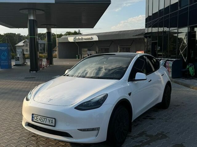 Белый Тесла Model Y, объемом двигателя 0 л и пробегом 26 тыс. км за 25000 $, фото 1 на Automoto.ua