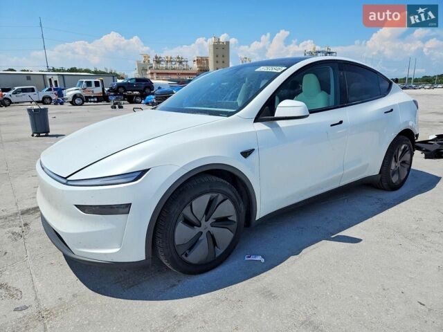 Білий Тесла Model Y, об'ємом двигуна 0 л та пробігом 37 тис. км за 17500 $, фото 1 на Automoto.ua
