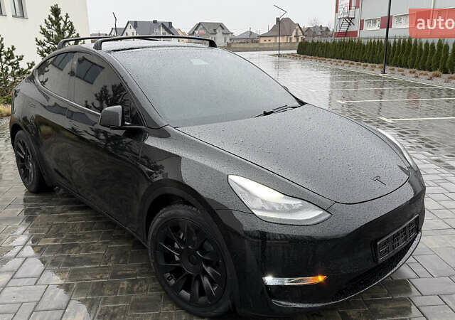 Черный Тесла Model Y, объемом двигателя 0 л и пробегом 169 тыс. км за 21900 $, фото 1 на Automoto.ua