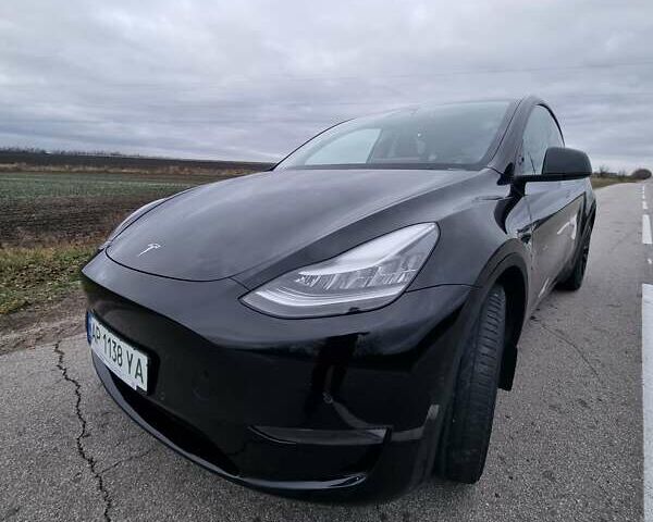 Черный Тесла Model Y, объемом двигателя 0 л и пробегом 70 тыс. км за 25900 $, фото 1 на Automoto.ua