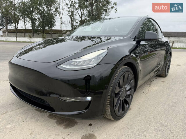Черный Тесла Model Y, объемом двигателя 0 л и пробегом 107 тыс. км за 21000 $, фото 1 на Automoto.ua
