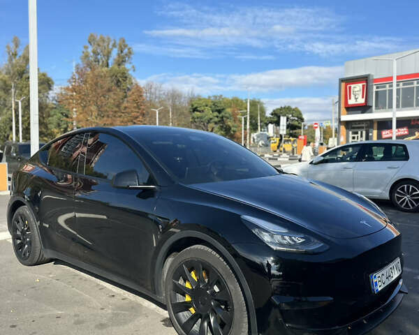 Тесла Model Y 2020 в Днепре (Днепропетровске) на Automoto.ua Черный Тесла Model Y, объемом двигателя 0 л и пробегом 81 тыс. км за 23800 $, фото 1 на Automoto.ua