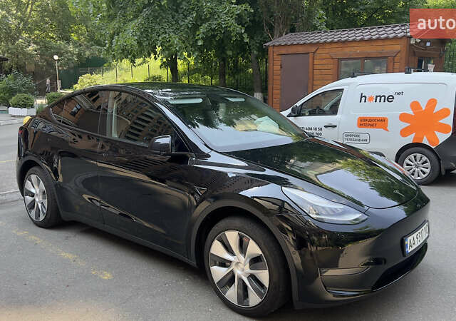 Черный Тесла Model Y, объемом двигателя 0 л и пробегом 103 тыс. км за 23000 $, фото 1 на Automoto.ua