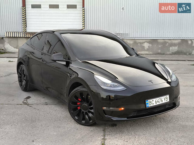 Черный Тесла Model Y, объемом двигателя 0 л и пробегом 57 тыс. км за 23950 $, фото 1 на Automoto.ua