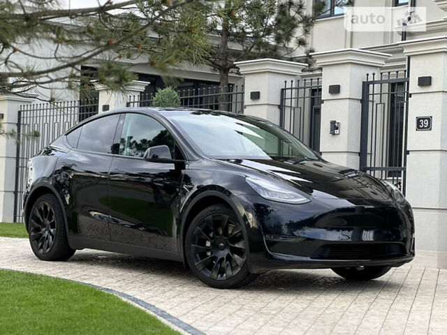 Черный Тесла Model Y, объемом двигателя 0 л и пробегом 21 тыс. км за 44000 $, фото 1 на Automoto.ua