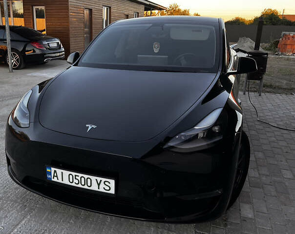 Черный Тесла Model Y, объемом двигателя 0 л и пробегом 72 тыс. км за 27200 $, фото 1 на Automoto.ua