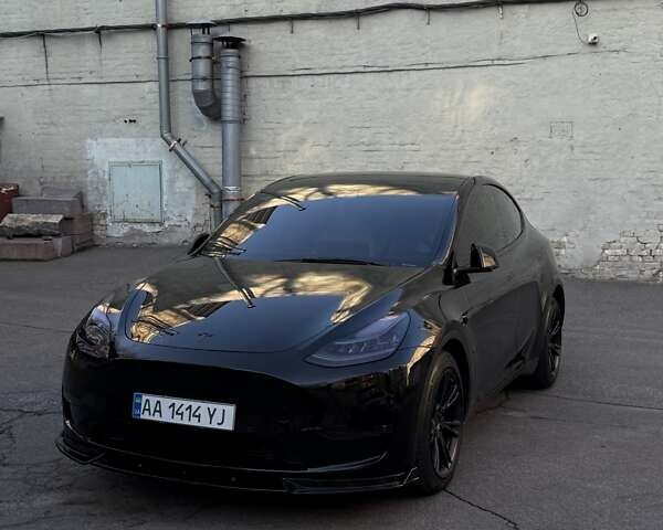 Черный Тесла Model Y, объемом двигателя 0 л и пробегом 59 тыс. км за 28999 $, фото 1 на Automoto.ua