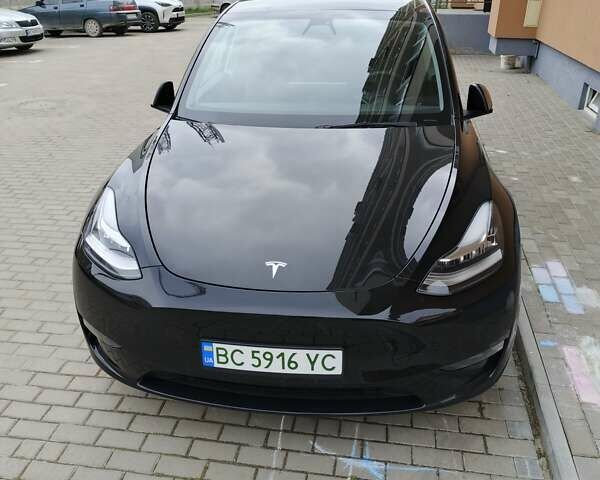 Черный Тесла Model Y, объемом двигателя 0 л и пробегом 60 тыс. км за 25400 $, фото 1 на Automoto.ua