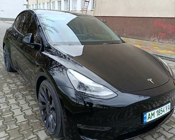 Черный Тесла Model Y, объемом двигателя 0 л и пробегом 52 тыс. км за 24499 $, фото 1 на Automoto.ua