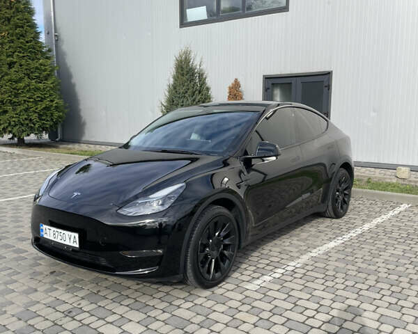 Черный Тесла Model Y, объемом двигателя 0 л и пробегом 30 тыс. км за 27500 $, фото 1 на Automoto.ua