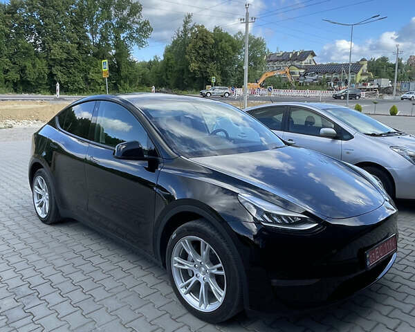 Тесла Model Y 2022 у Львові на Automoto.ua Чорний Тесла Model Y, об'ємом двигуна 0 л та пробігом 55 тис. км за 27000 $, фото 1 на Automoto.ua
