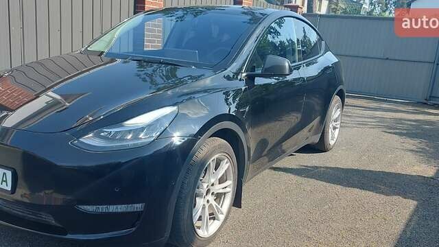 Черный Тесла Model Y, объемом двигателя 0 л и пробегом 114 тыс. км за 20500 $, фото 1 на Automoto.ua