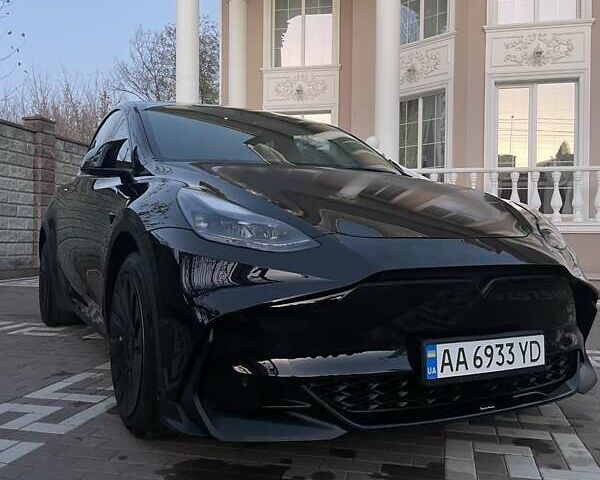 Тесла Model Y 2022 в Киеве на Automoto.ua Черный Тесла Model Y, объемом двигателя 0 л и пробегом 186 тыс. км за 23900 $, фото 1 на Automoto.ua