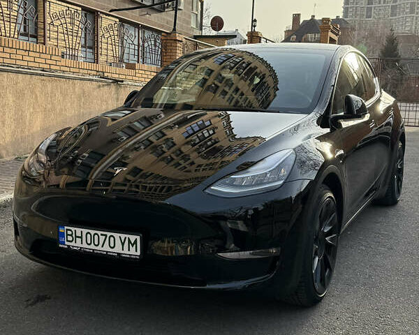 Черный Тесла Model Y, объемом двигателя 0 л и пробегом 44 тыс. км за 43800 $, фото 1 на Automoto.ua