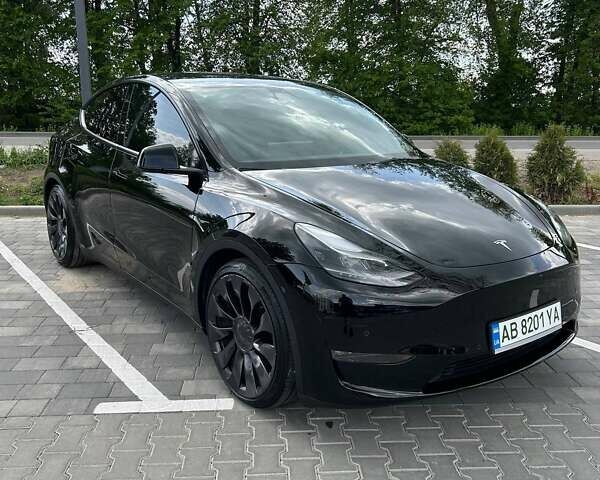 Черный Тесла Model Y, объемом двигателя 0 л и пробегом 81 тыс. км за 25000 $, фото 1 на Automoto.ua
