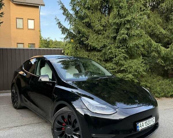 Черный Тесла Model Y, объемом двигателя 0 л и пробегом 90 тыс. км за 32000 $, фото 1 на Automoto.ua
