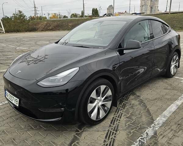 Черный Тесла Model Y, объемом двигателя 0 л и пробегом 46 тыс. км за 26000 $, фото 1 на Automoto.ua