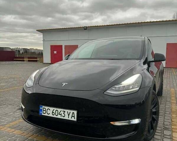 Черный Тесла Model Y, объемом двигателя 0 л и пробегом 46 тыс. км за 26000 $, фото 1 на Automoto.ua