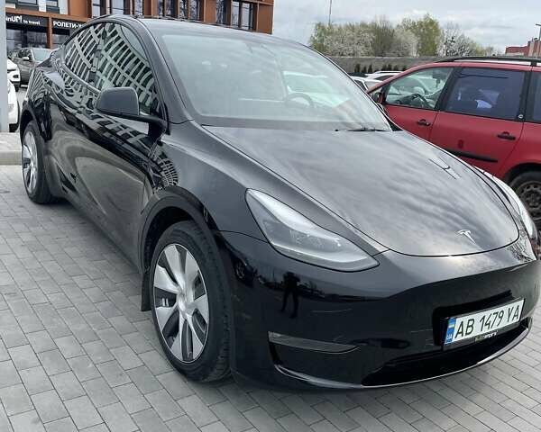 Черный Тесла Model Y, объемом двигателя 0 л и пробегом 3 тыс. км за 52400 $, фото 1 на Automoto.ua