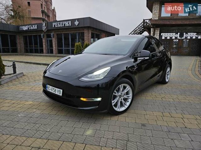 Черный Тесла Model Y, объемом двигателя 0 л и пробегом 24 тыс. км за 29999 $, фото 1 на Automoto.ua