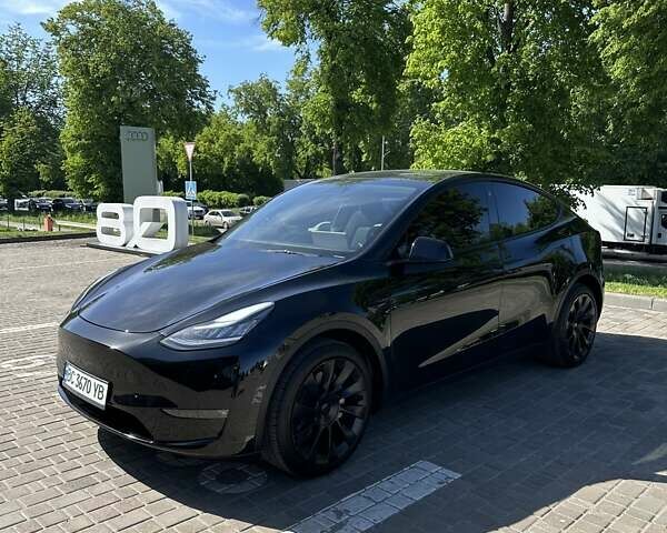 Черный Тесла Model Y, объемом двигателя 0 л и пробегом 3 тыс. км за 37000 $, фото 1 на Automoto.ua