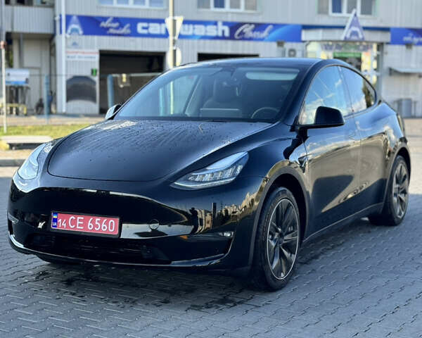 Черный Тесла Model Y, объемом двигателя 0 л и пробегом 35 тыс. км за 26000 $, фото 1 на Automoto.ua