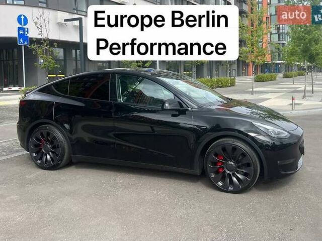 Черный Тесла Model Y, объемом двигателя 0 л и пробегом 44 тыс. км за 37200 $, фото 1 на Automoto.ua