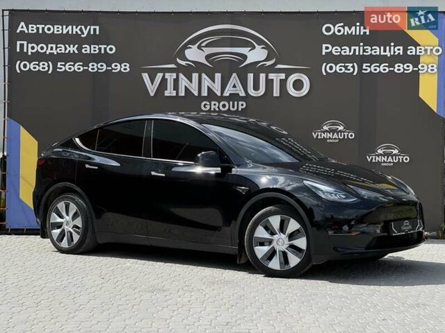 Черный Тесла Model Y, объемом двигателя 0 л и пробегом 17 тыс. км за 25999 $, фото 1 на Automoto.ua