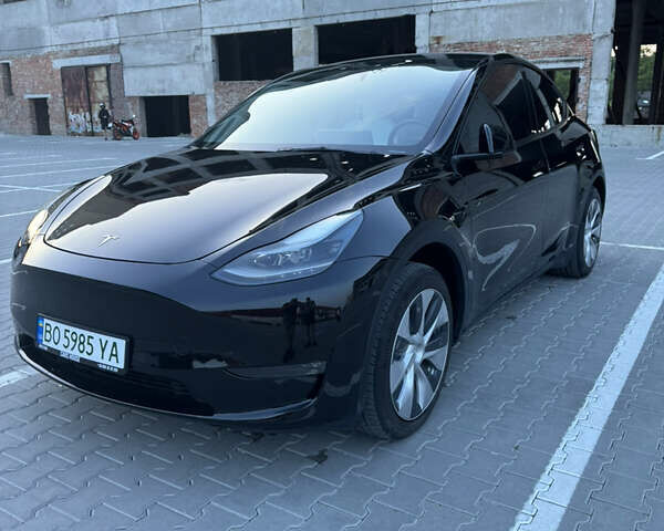 Черный Тесла Model Y, объемом двигателя 0 л и пробегом 37 тыс. км за 24500 $, фото 1 на Automoto.ua
