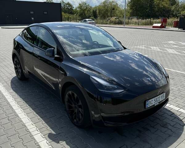 Черный Тесла Model Y, объемом двигателя 0 л и пробегом 24 тыс. км за 29800 $, фото 1 на Automoto.ua