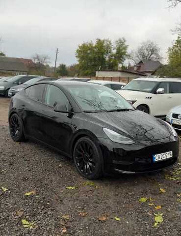 Черный Тесла Model Y, объемом двигателя 0 л и пробегом 35 тыс. км за 29999 $, фото 1 на Automoto.ua
