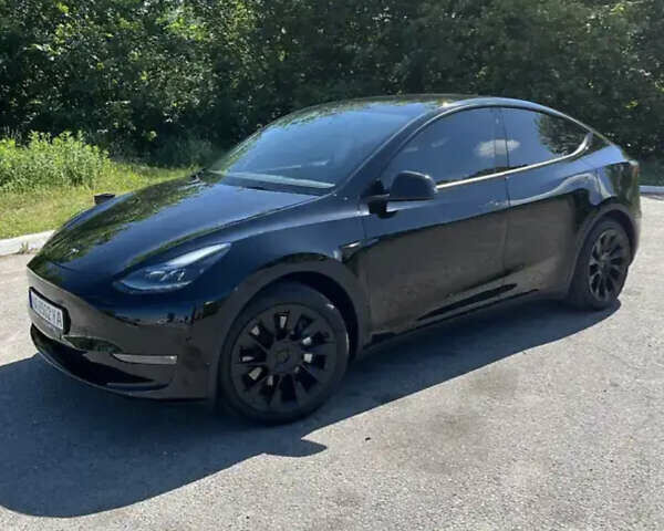 Черный Тесла Model Y, объемом двигателя 0 л и пробегом 42 тыс. км за 25300 $, фото 1 на Automoto.ua
