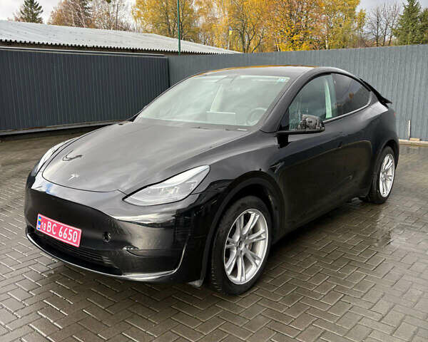 Черный Тесла Model Y, объемом двигателя 0 л и пробегом 59 тыс. км за 18900 $, фото 1 на Automoto.ua