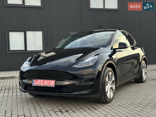 Черный Тесла Model Y, объемом двигателя 0 л и пробегом 39 тыс. км за 25000 $, фото 1 на Automoto.ua